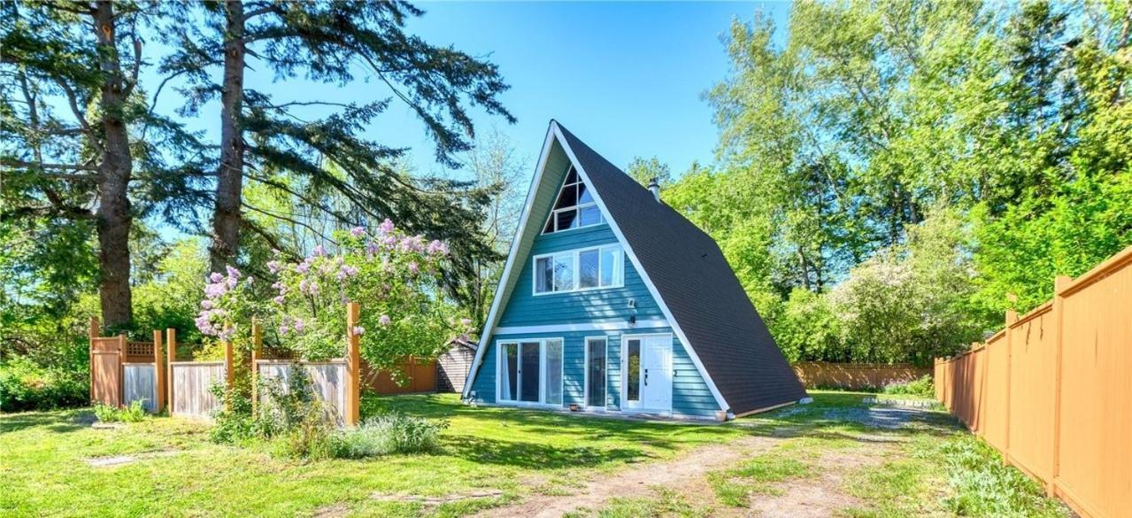 Newly Remodeled 2Bd Room A Frame Cottage Point Roberts Exterior photo
